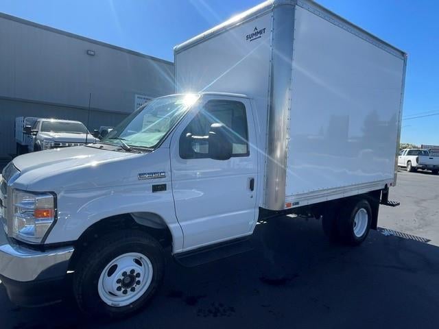 2027 Ford E-350 Standard in Oxford White — front three-quarter view
